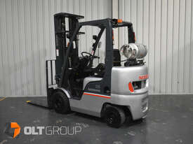 Nissan 2.5 Tonne Compact Forklift 3 Stage 5.5m Mast LPG Solid Tyres - picture0' - Click to enlarge