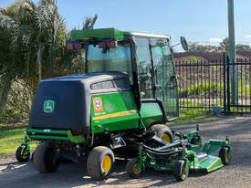 John Deere 1600 Wide Area mower Lawn Equipment - picture1' - Click to enlarge