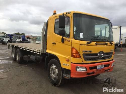 2010 Hino FM 500 2627