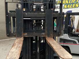 Crown 3 Ton LOW LOW HOURS Forklift  - picture0' - Click to enlarge