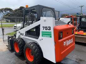 BOBCAT 753 SKID STEER LOADER - picture2' - Click to enlarge