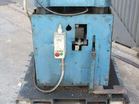 500t Hydraulic Swaging Forge Press 4 column Blacksmith very large ram - picture1' - Click to enlarge