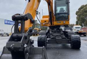 UHI 63hp Yanmar Engine ume90 Wheel-Crawler Excavator with 3 Buckets