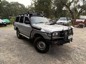 Toyota Landcruiser - picture0' - Click to enlarge