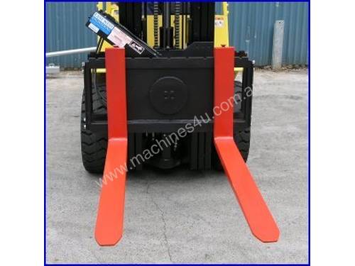 2500kg Capacity Rotator Forklift Attachment - Brand New!!