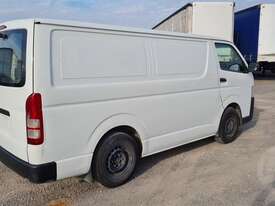 Toyota Hiace KDH - picture0' - Click to enlarge