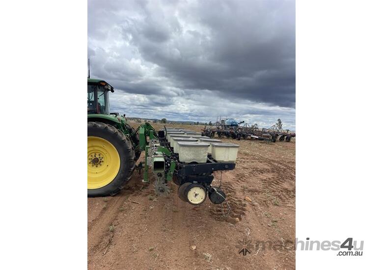 caption 8m NORSEMAN PLANTER