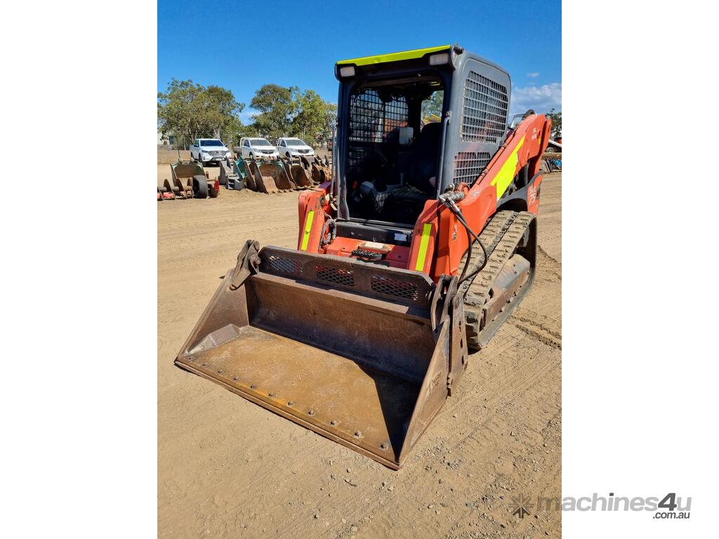 Used 2018 Kubota 2017 Kubota SVL75 Skid Steer Tracked SkidSteers in