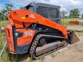 2017 Kubota SVL75 Skid Steer - picture1' - Click to enlarge