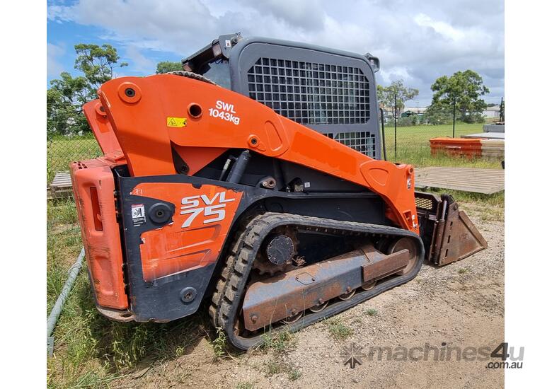 Used 2018 Kubota 2017 Kubota SVL75 Skid Steer Tracked SkidSteers in