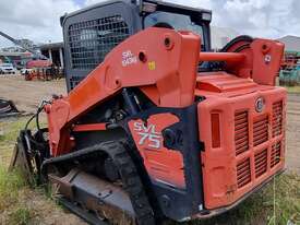 2017 Kubota SVL75 Skid Steer - picture2' - Click to enlarge