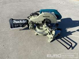 Unused Makita LS1040 260mm Compound Miter Saw, - picture0' - Click to enlarge