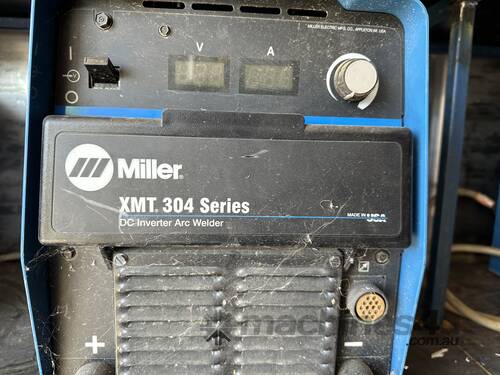 1 x Miller 304 Series Welder