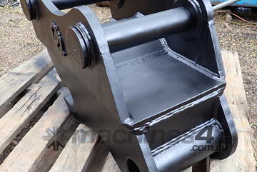 Use 80mm Pin Buckets on 70mm Excavator, Adaptor Manual Quick Hitch Coupling