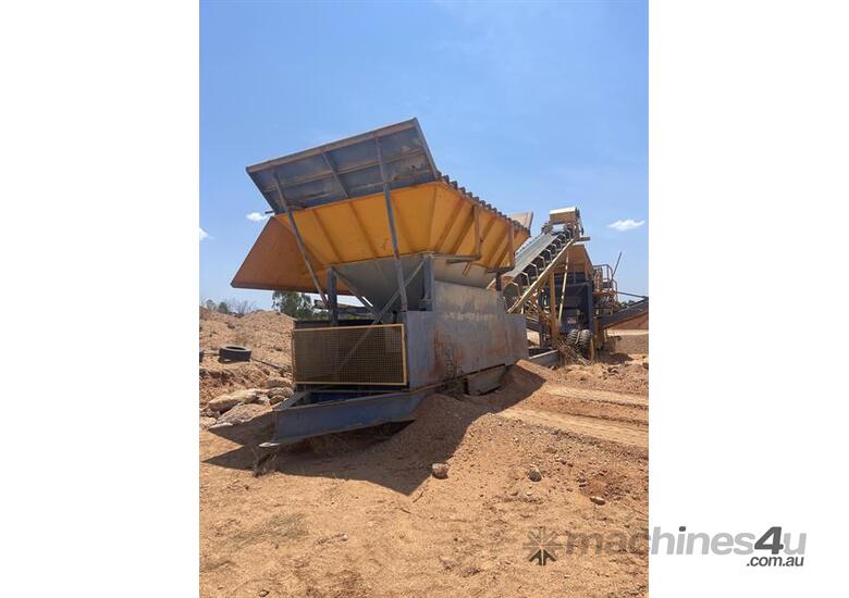 Used MARYBOROUGH FOUNDRY PRODUCT FEED BIN Livestock Feeding & Handling