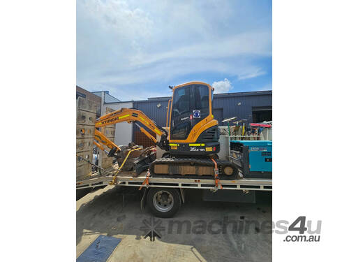 Hyundai 35z-9A Tracked-Excav Excavator