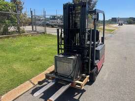 Forklift Nichiyu Electric Zero Turn 2010 4100 hours - picture2' - Click to enlarge