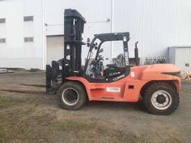 Forklift M100 Ten Ton  - picture0' - Click to enlarge