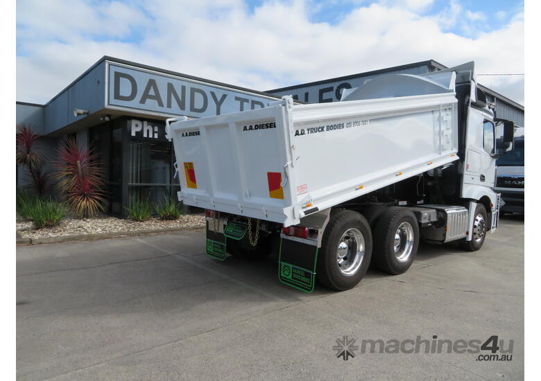 caption 2017 Mercedes-Benz Actros 2653 530hp Tipper with New Body!