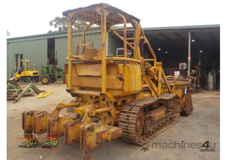 (7533) Massey Ferguson 300 Drott Loader (Carisbrook, VIC)