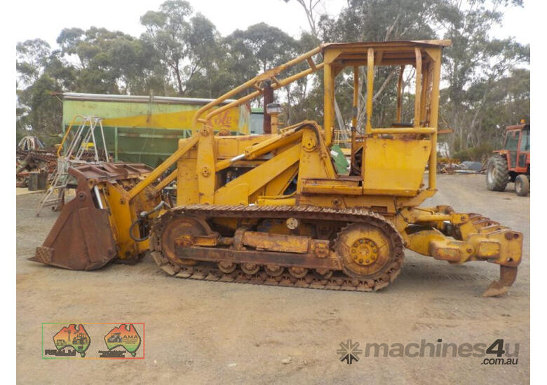 (7533) Massey Ferguson 300 Drott Loader (Carisbrook, VIC)