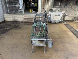 Petrol Pressure Washer - picture1' - Click to enlarge