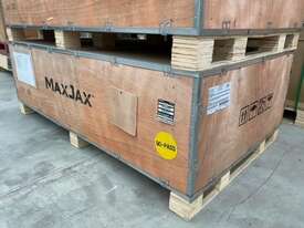 Maxjax M7K Portable 2 Post Lift - 7000Lb Capacity - picture1' - Click to enlarge