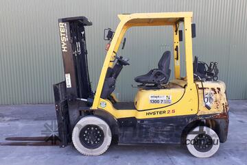 Hyster H2.5XT Counterbalance Forklift Hyster H2.5XT Counterbalance Forklift
