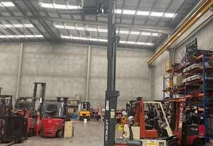 Walkie reach with power steering, Lithium Ion battery, side shift, reach and tilt 1400KG 4600mm