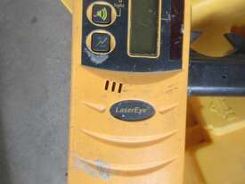 2015 Spectra Vision / Trimble LL500 Surveying Set - picture1' - Click to enlarge