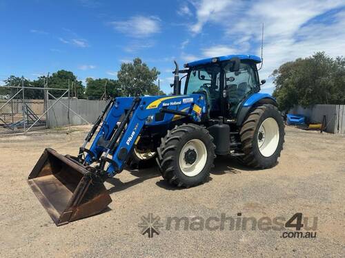 2016 New Holland T6070 w FEL 