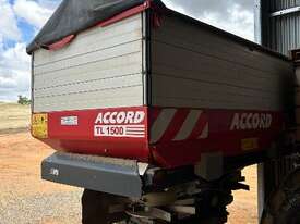 KNVERNELAND ACCORD SPREADER - picture0' - Click to enlarge