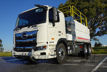 Hino FS 2632-700 Series Water truck Truck Hino FS 2632-700 Series Water truck Truck