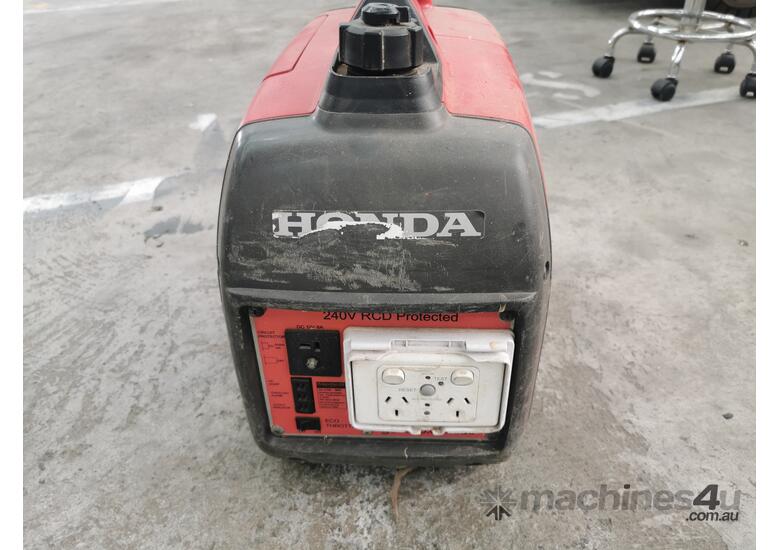 caption Honda EU20I Inverter Generator.