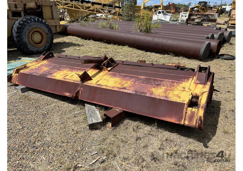 caption Dozer Blade