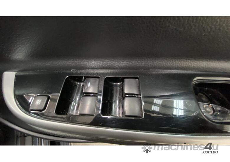 caption 2022 Mitsubishi Triton 4x4 GLS Dual Cab T/Diesel (Auto)