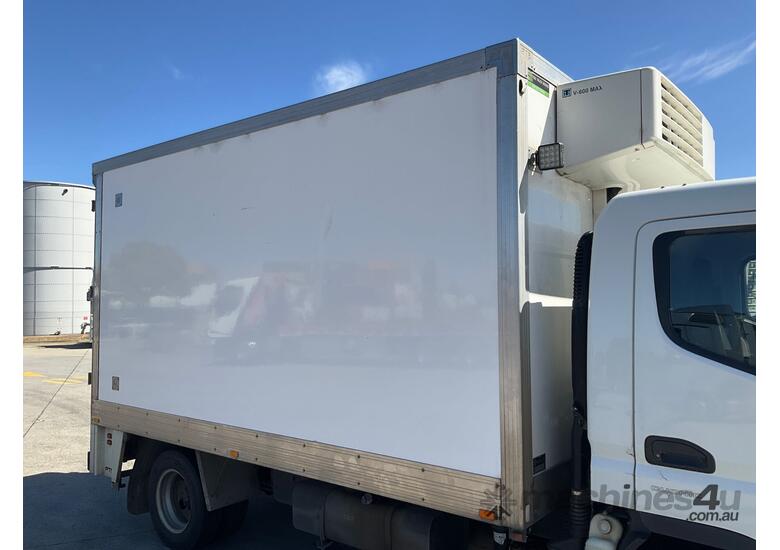 caption 2021 Mitsubishi Fuso Canter 515 Refrigerated Pantech