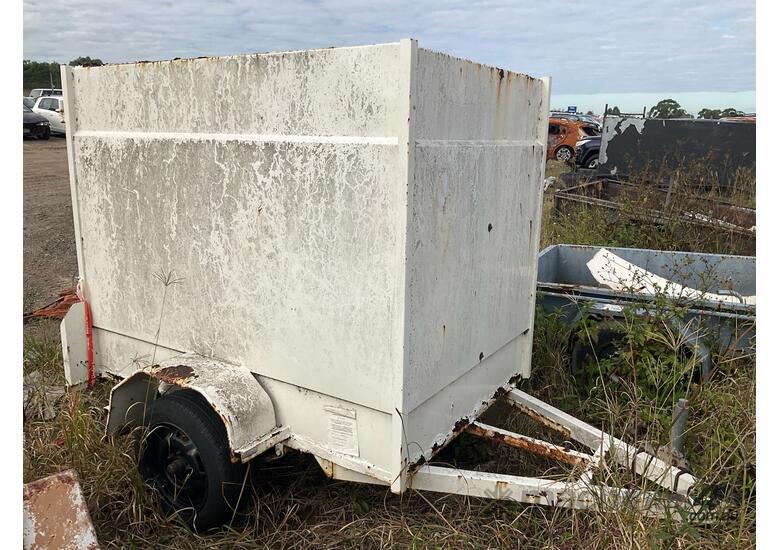 caption Unbranded Single Axle Enclosed Box Trailer