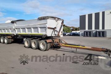 Muscat   Side Tipping