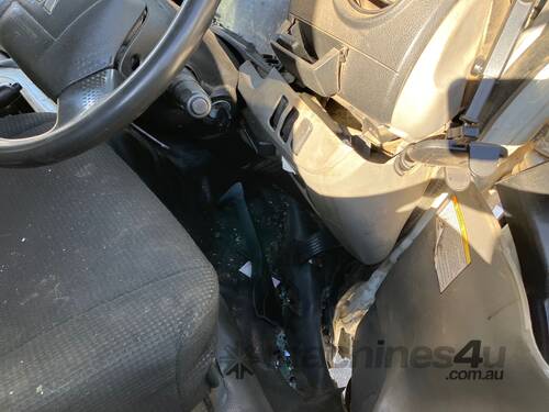 caption 2017 Mitsubishi Fuso Canter Service Body