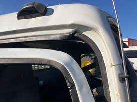2017 Mitsubishi Fuso Canter Service Body - picture0' - Click to enlarge