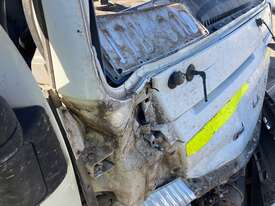 2017 Mitsubishi Fuso Canter Service Body - picture1' - Click to enlarge