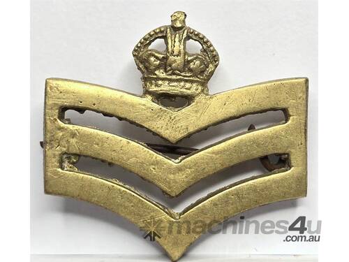 caption WWII BRITISH ARMY STAFF SARGENT RANK BADGE
