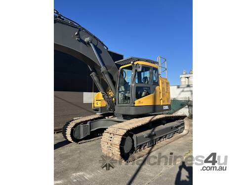 VOLVO 305CL EX-RENTAL