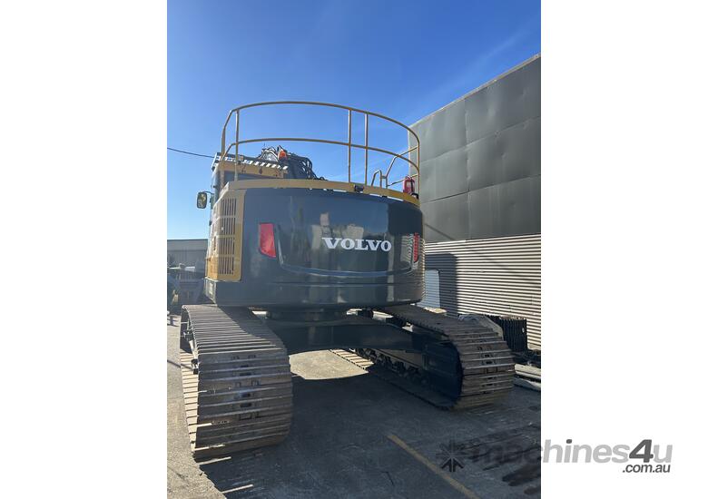 VOLVO 305CL EX-RENTAL