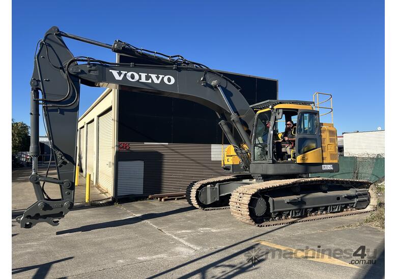 VOLVO 305CL EX-RENTAL