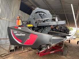 2023 MACDON D140 40' DRAPER FRONT  - picture0' - Click to enlarge