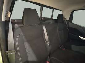 2017 Nissan Navara RX Diesel  (Ex Corporate Fleet) - picture2' - Click to enlarge
