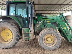 John Deere 6110M Tractor - picture0' - Click to enlarge