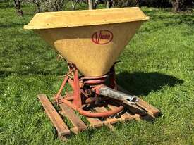 Vicon 3PL Spreader - picture0' - Click to enlarge